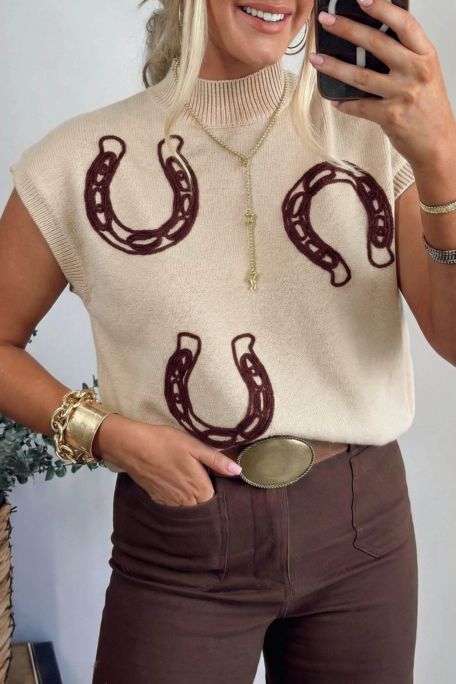 Horseshoes Short Sleeve Sweater