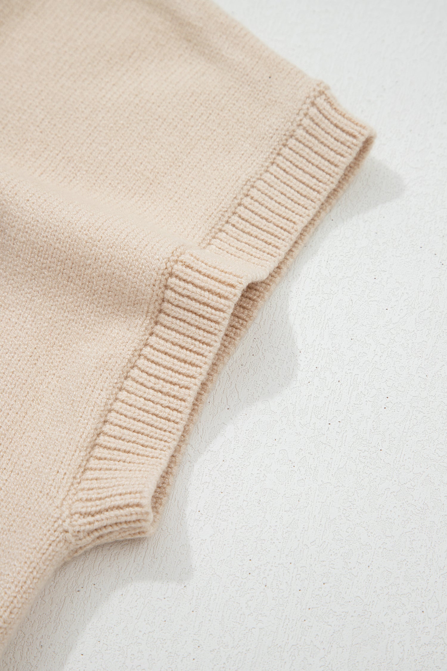 Horseshoes Short Sleeve Sweater