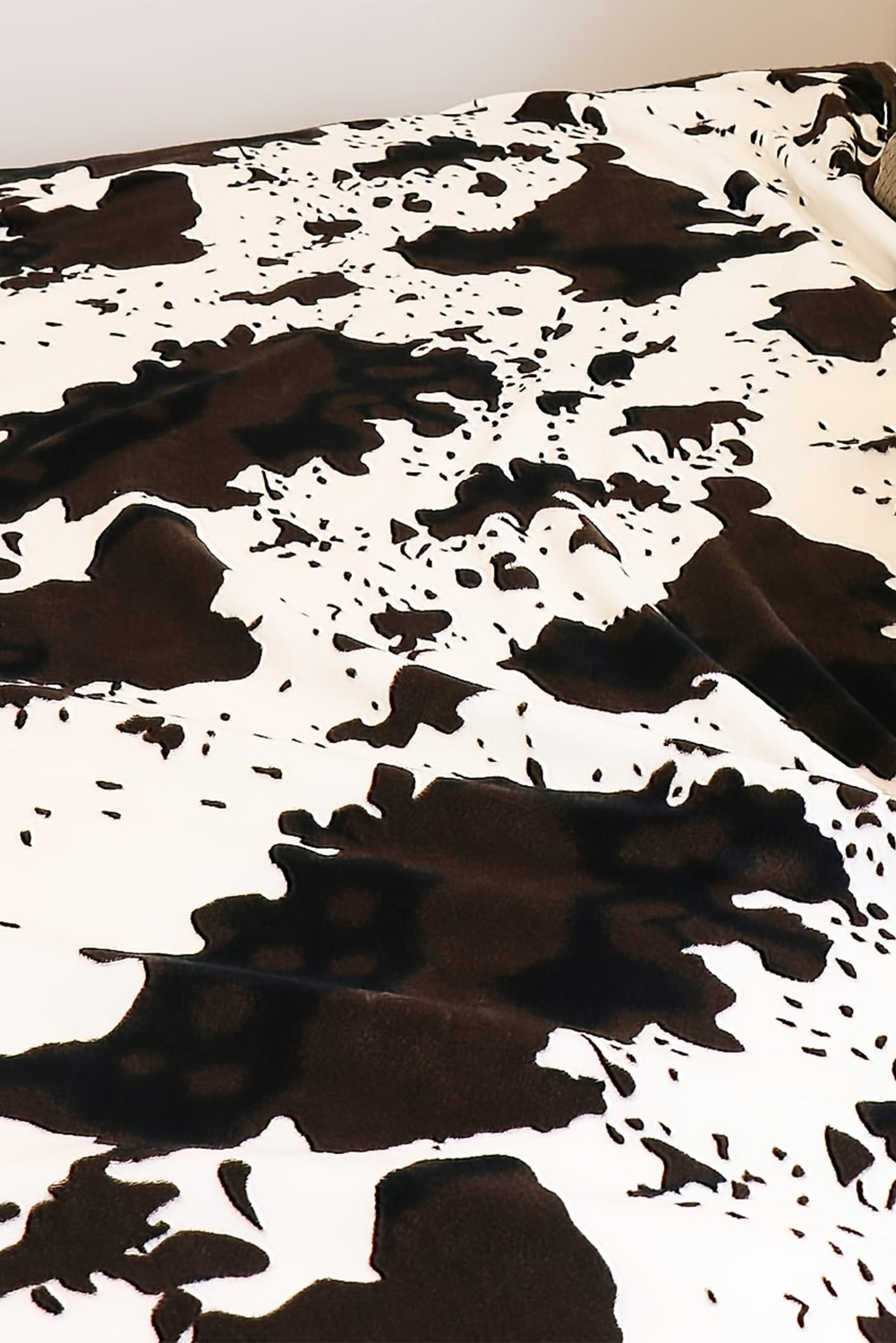 Cow Spots Plush Blanket