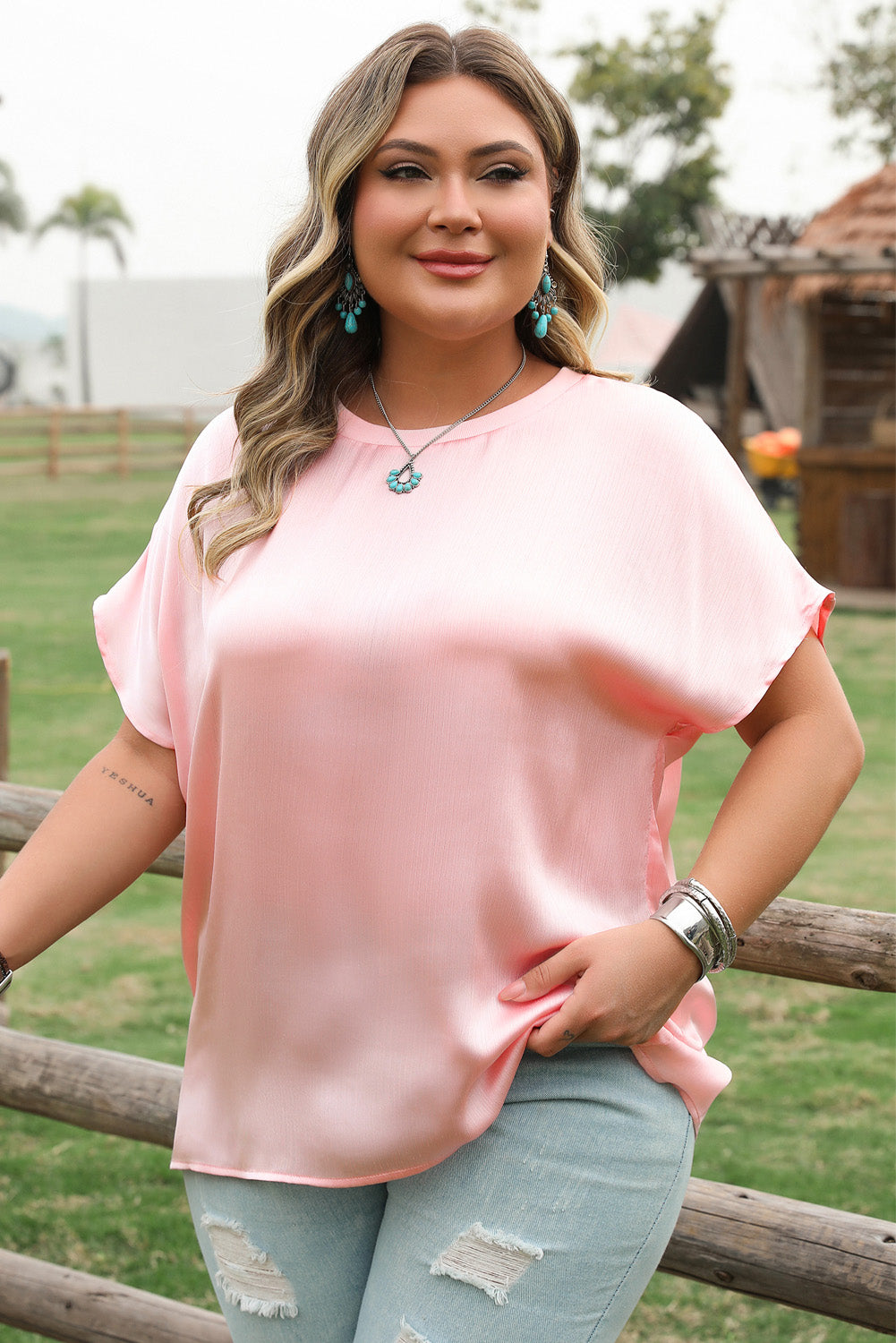 Plus Size Metallic Gloss Short Sleeve Top